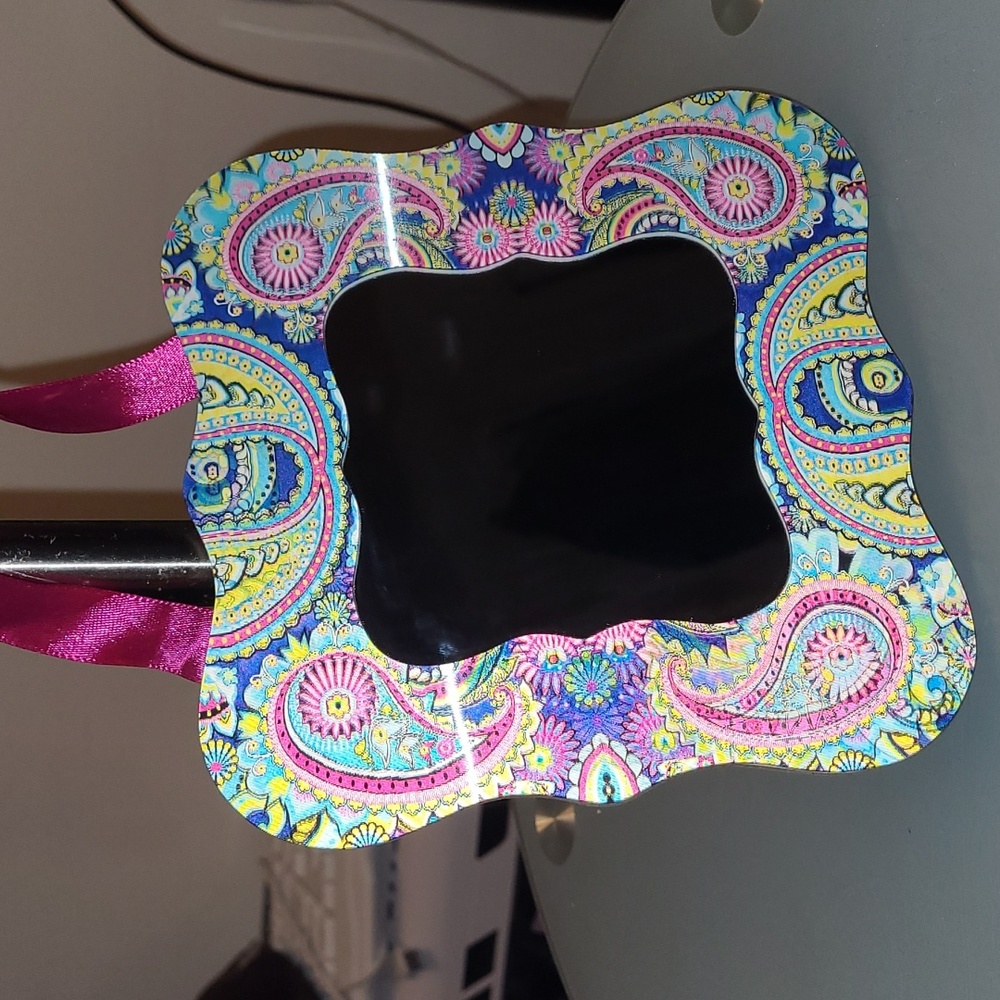 Paisley Hanging Mirror - Picture 3 of 6